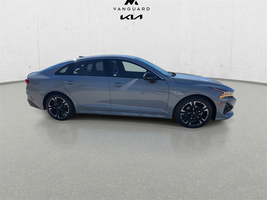 Vehicle image 5 of 25