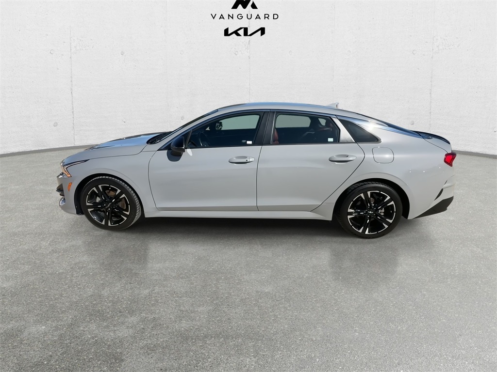 Vehicle image 9 of 25
