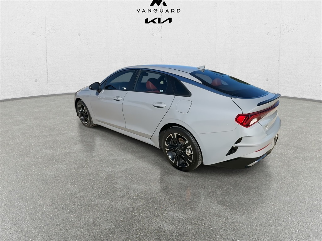 Vehicle image 8 of 25
