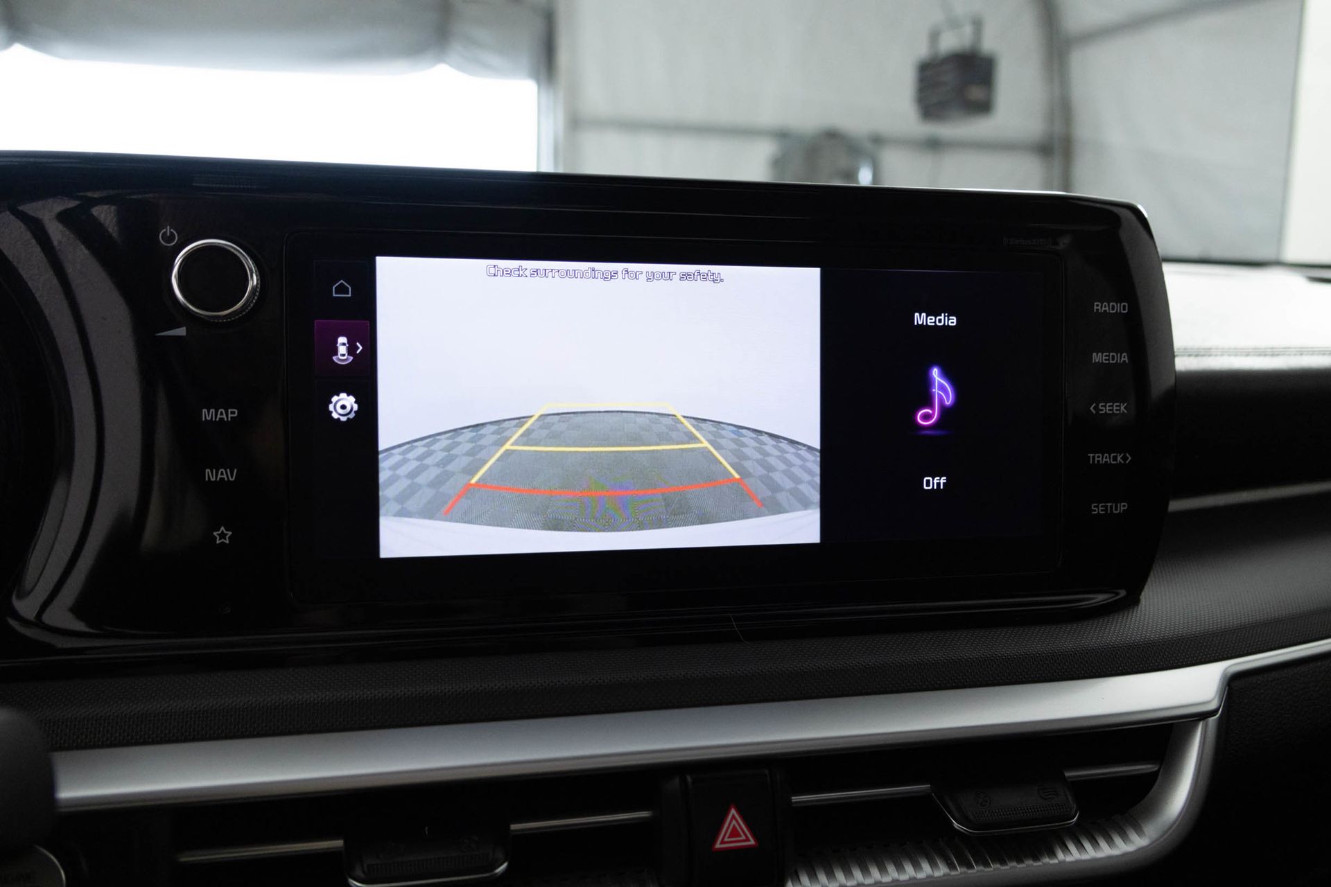 Vehicle image 13 of 43