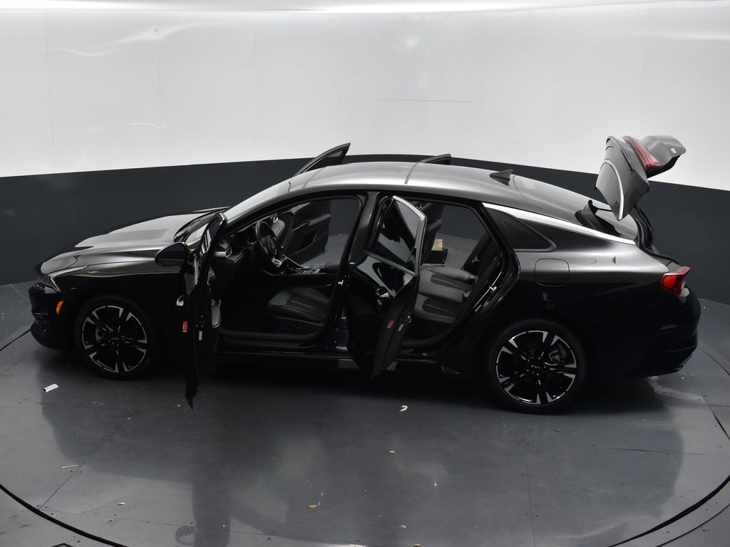 Vehicle image 25 of 26