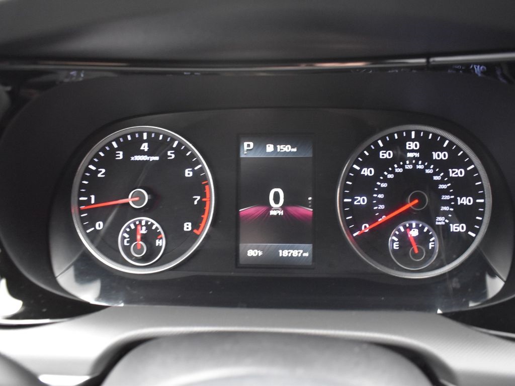 Vehicle image 15 of 26