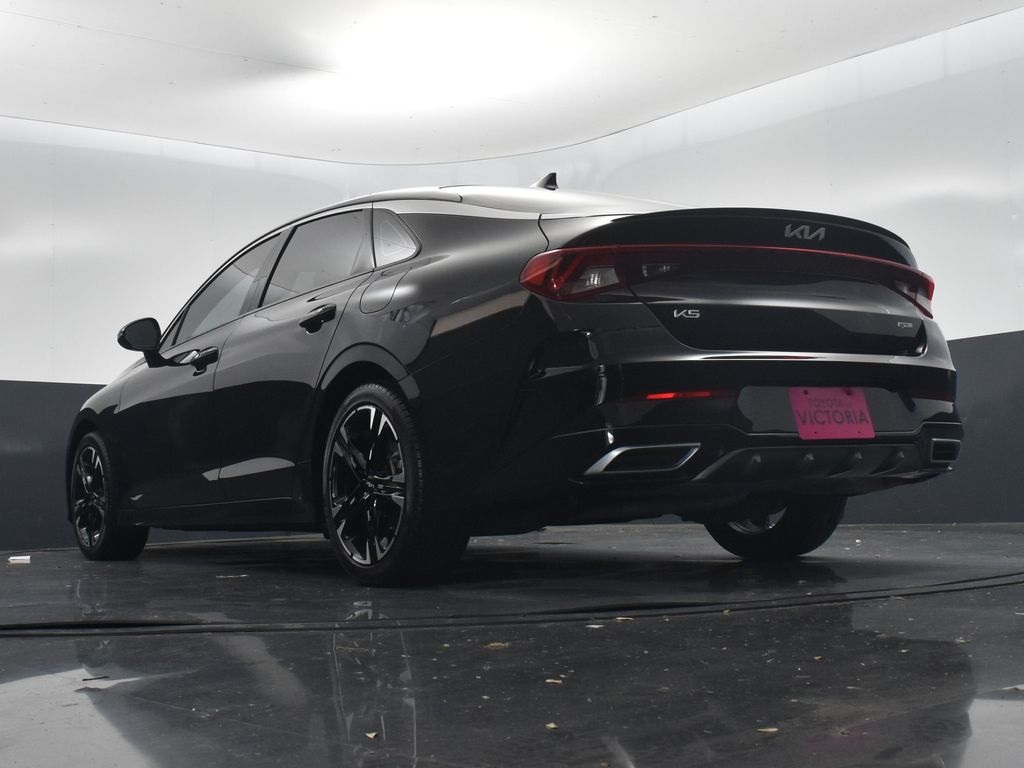 Vehicle image 12 of 26