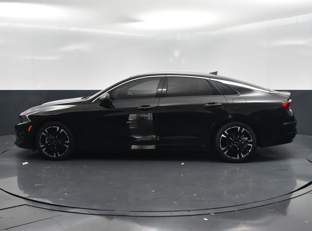 Vehicle image 13 of 26