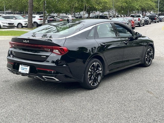 Vehicle image 5 of 47