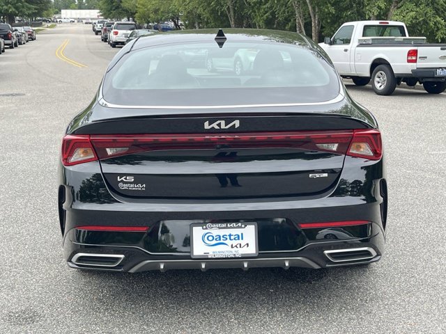 Vehicle image 6 of 47