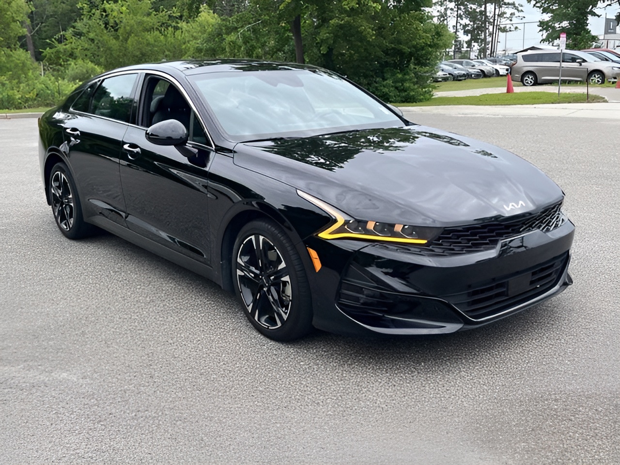 Vehicle image 45 of 47