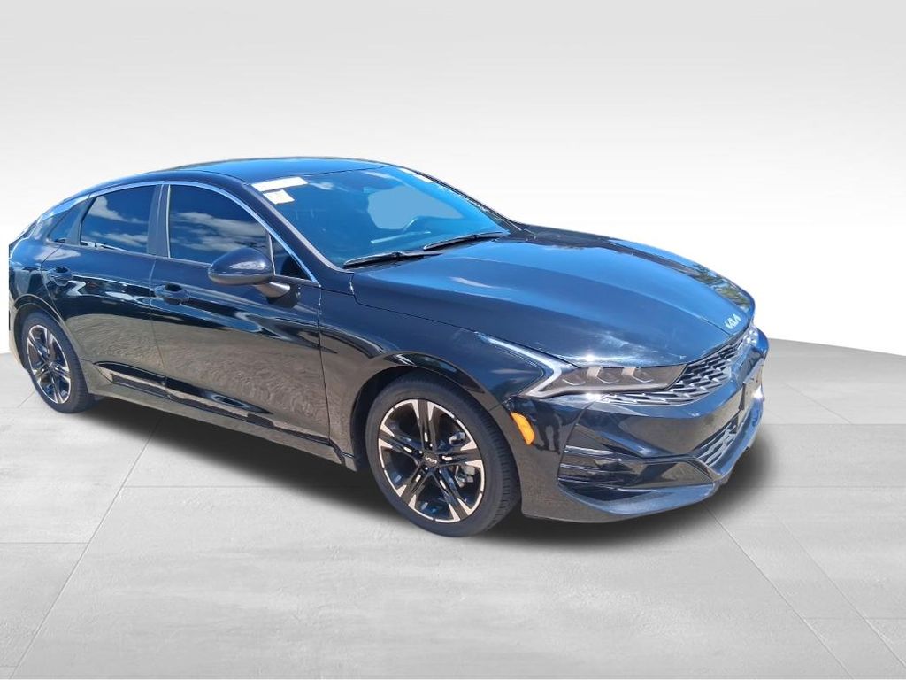 2023 Kia K5 GT-Line Image 3 of 15