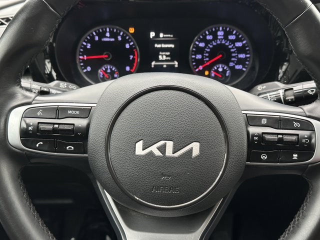 Vehicle image 20 of 28