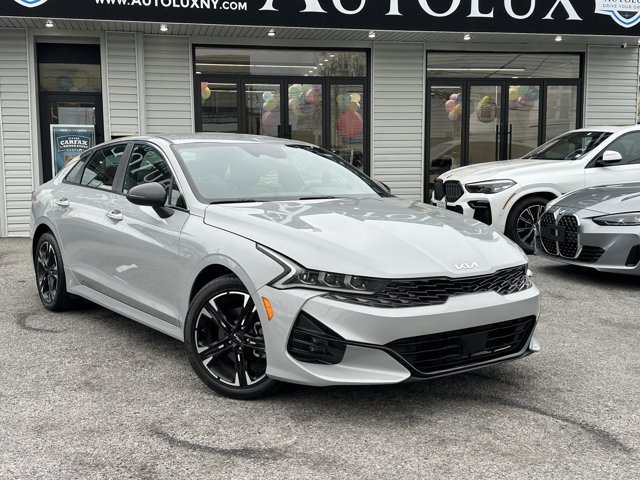 Vehicle image 5 of 28