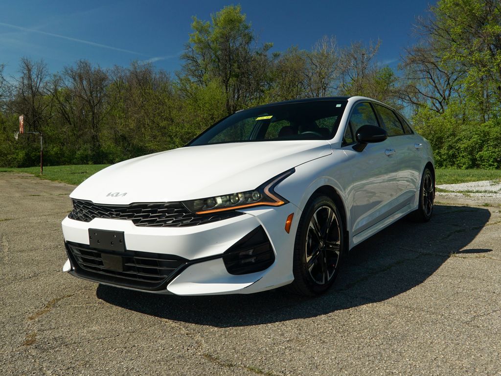 2023 Kia K5 GT-Line Image 1 of 32
