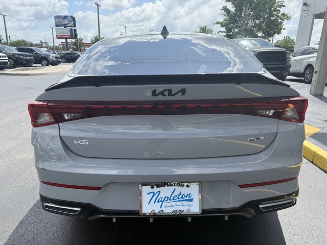 Vehicle image 6 of 28