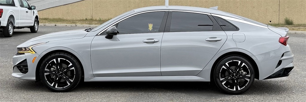 Vehicle image 2 of 29