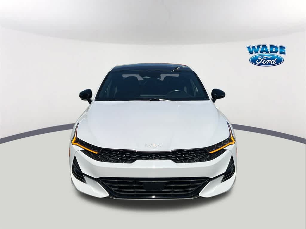 Vehicle image 4 of 36