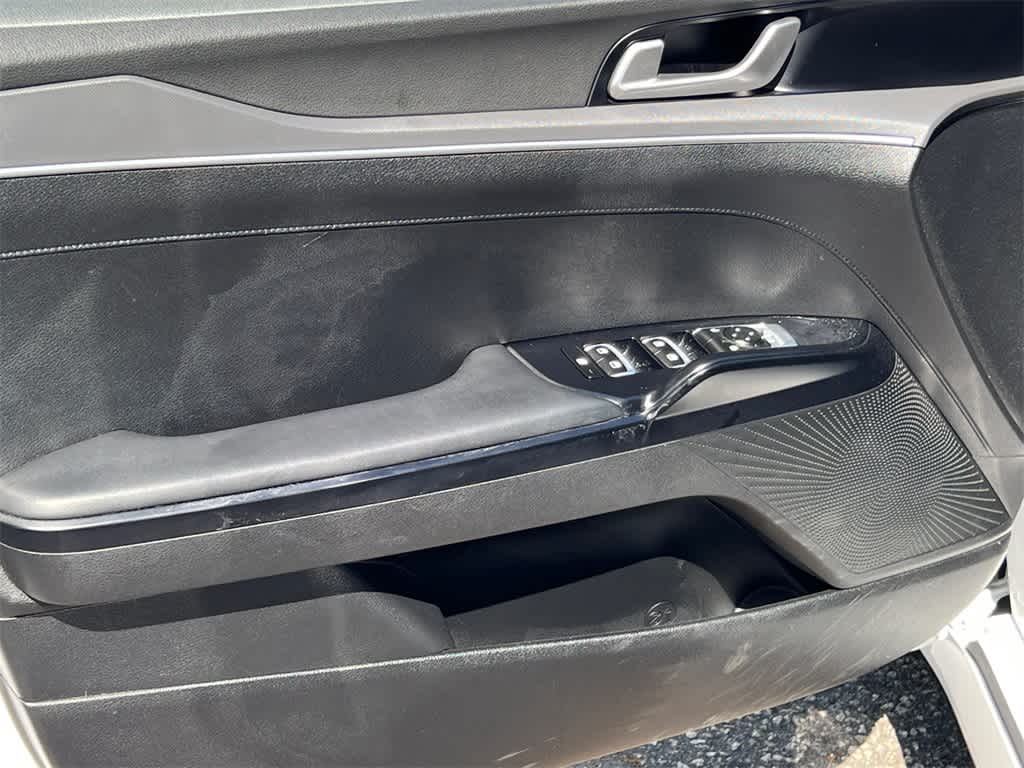 Vehicle image 12 of 36