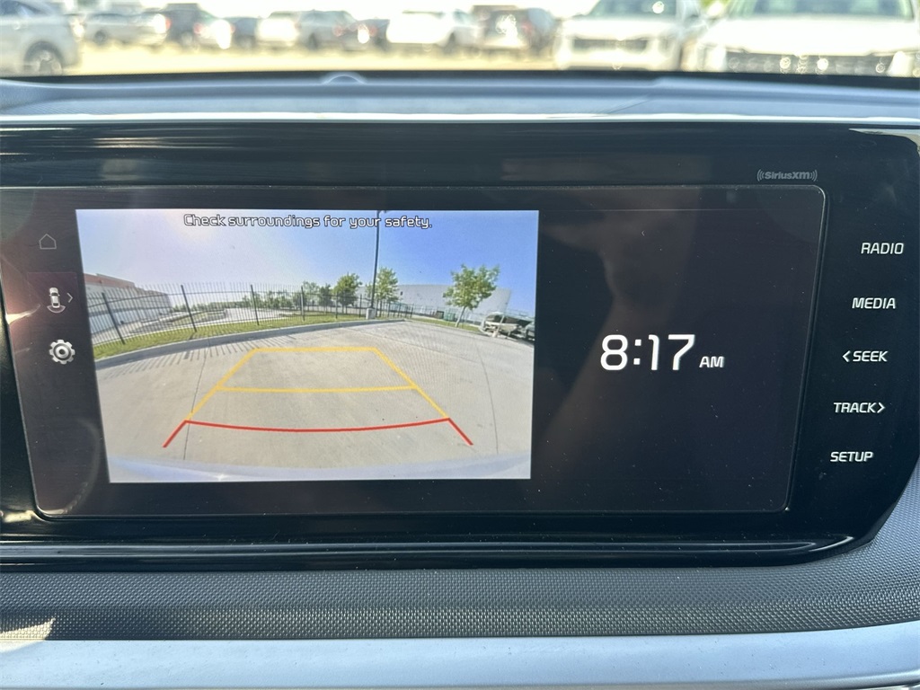 Vehicle image 23 of 25