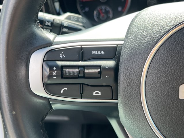 Vehicle image 25 of 34