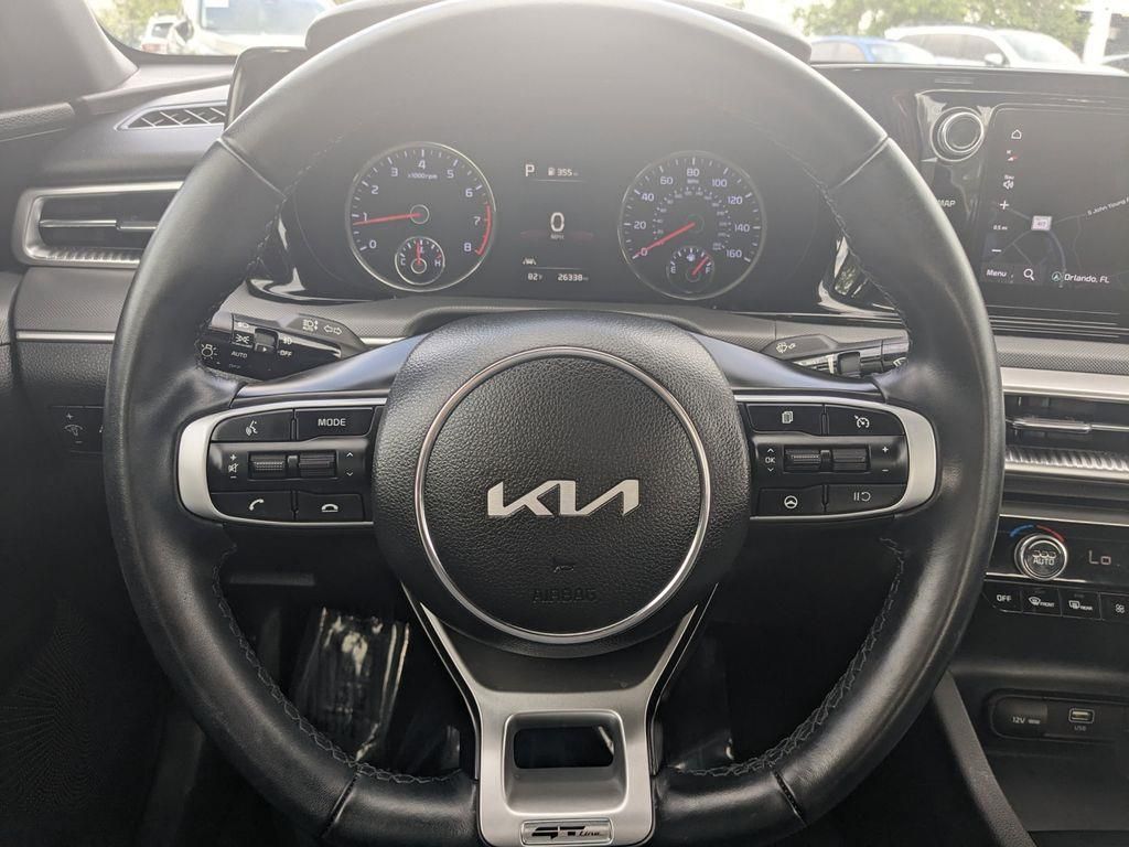 Vehicle image 29 of 34