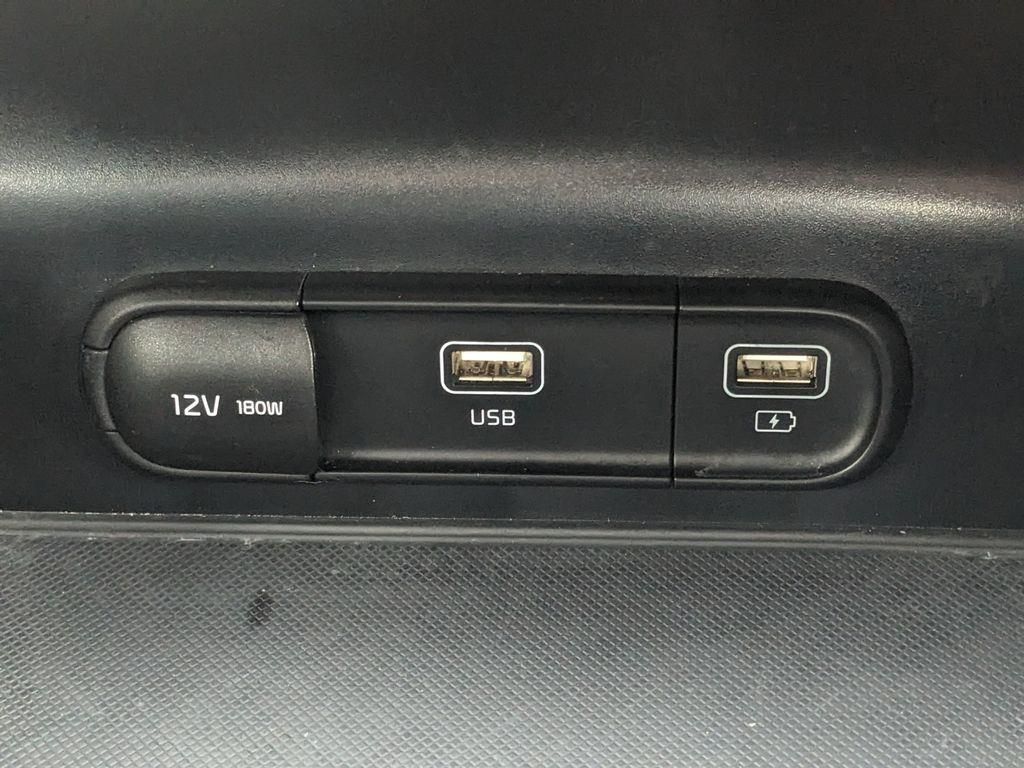 Vehicle image 24 of 34