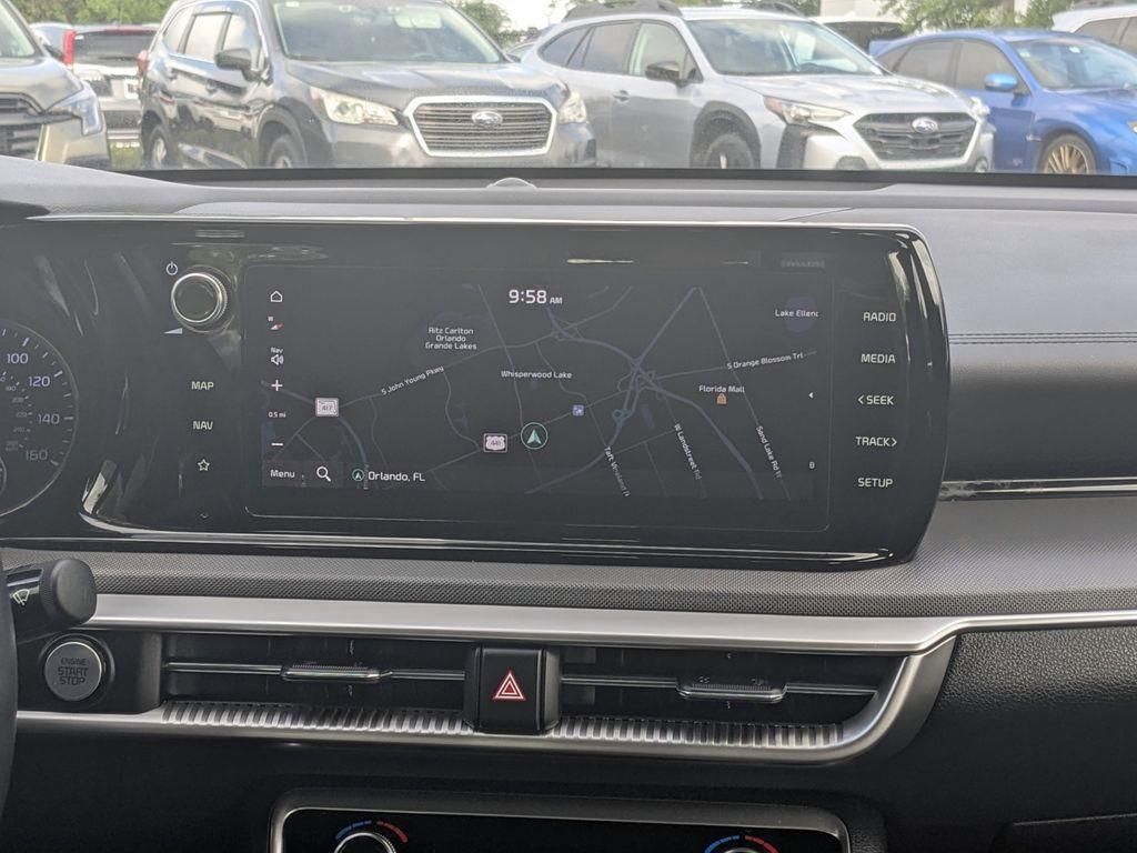 Vehicle image 19 of 34