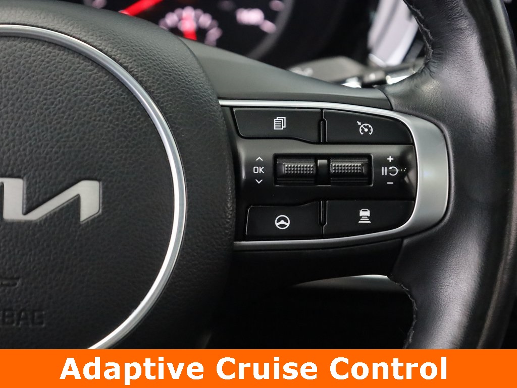 Vehicle image 24 of 39