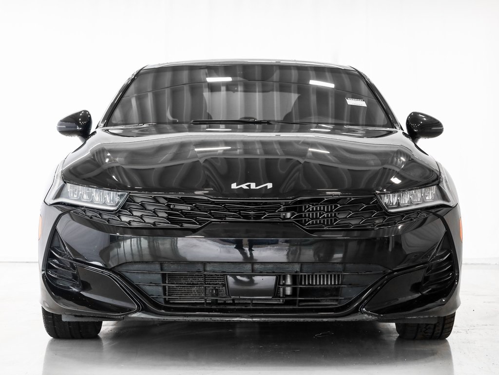 Vehicle image 3 of 39