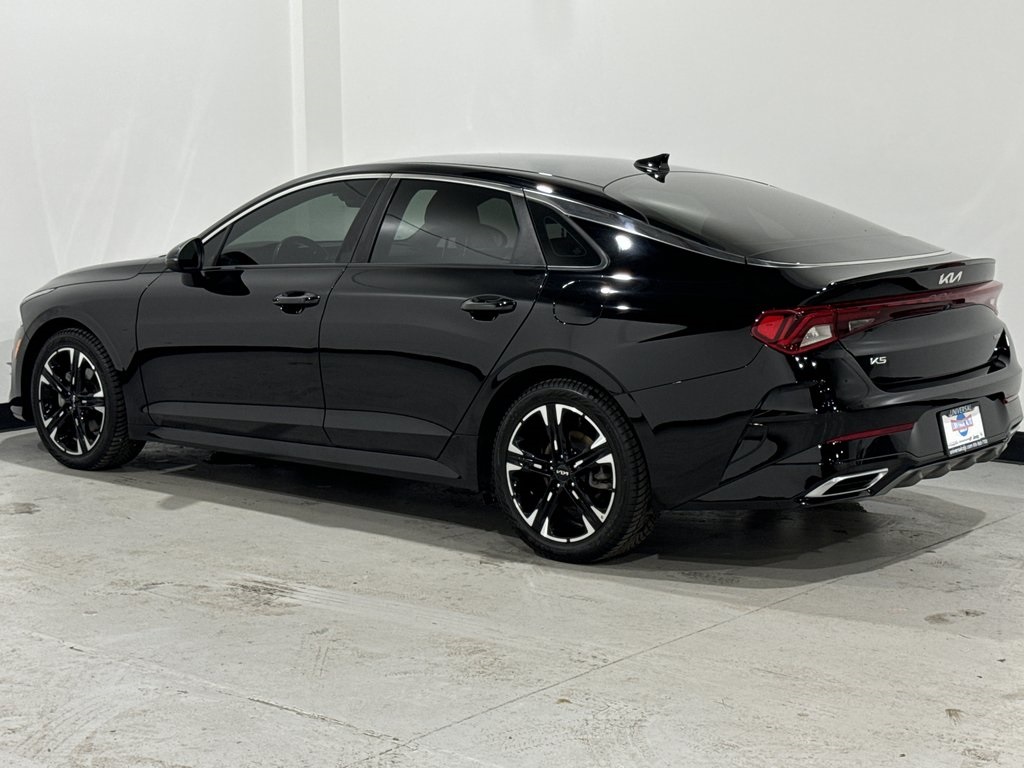 Vehicle image 5 of 50