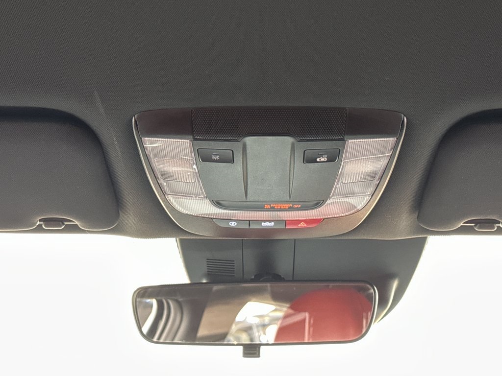 Vehicle image 33 of 50