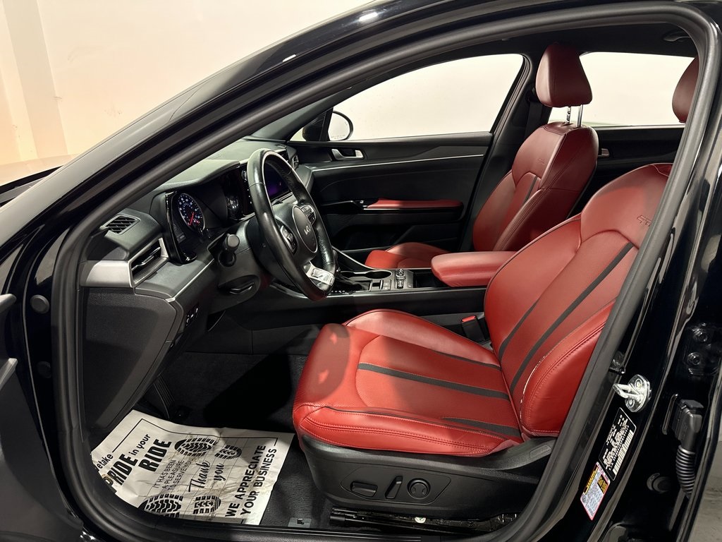 Vehicle image 19 of 50