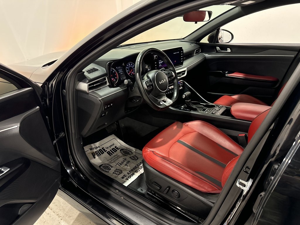 Vehicle image 20 of 50