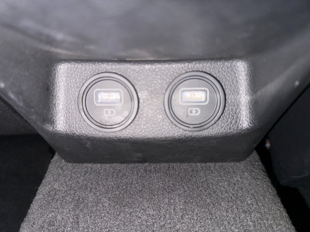 Vehicle image 39 of 50