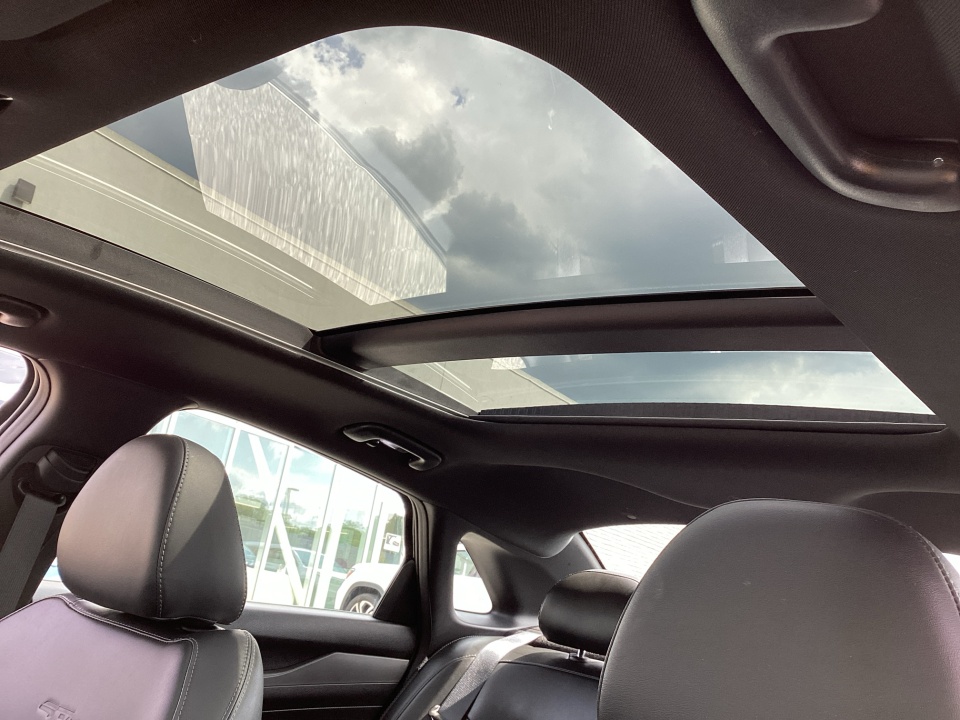 Vehicle image 23 of 39