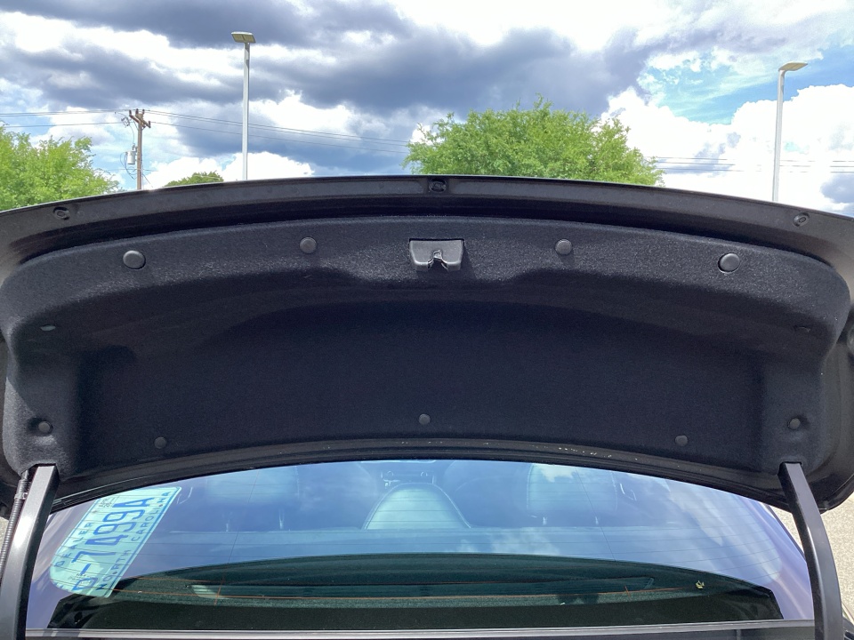 Vehicle image 15 of 39