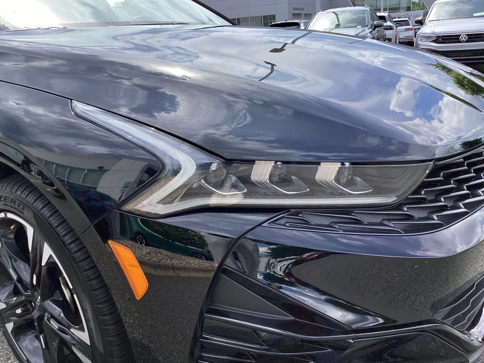 Vehicle image 27 of 39
