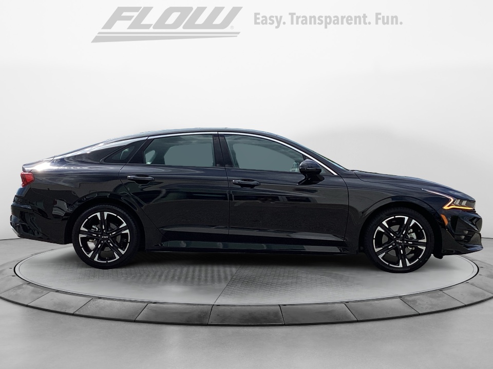 Vehicle image 4 of 39