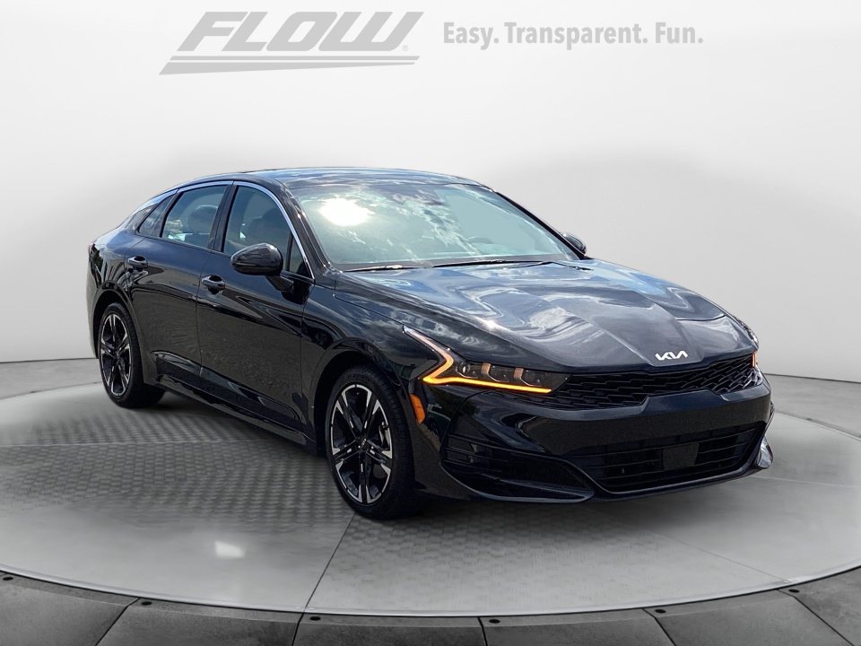 Vehicle image 3 of 39