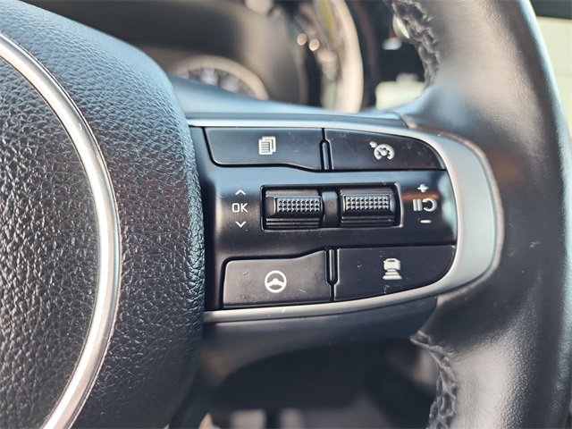 Vehicle image 19 of 36