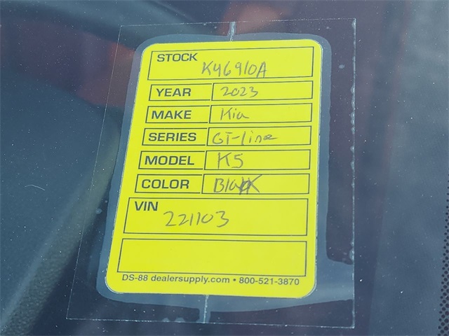 Vehicle image 33 of 36