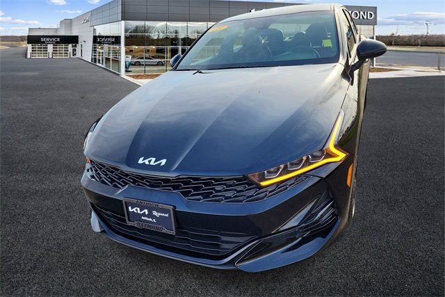 Vehicle image 9 of 36