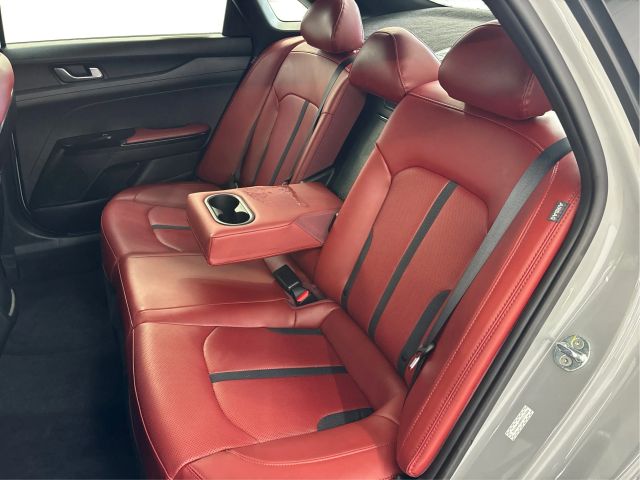 2023 Kia K5 GT-Line Image 14 of 38