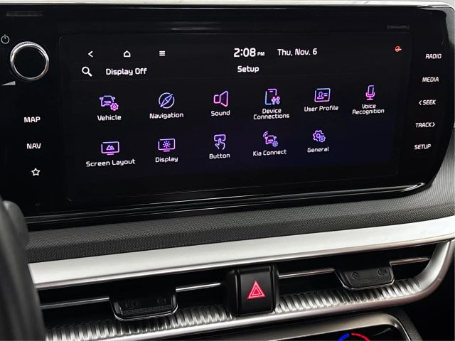 2023 Kia K5 GT-Line Image 24 of 38