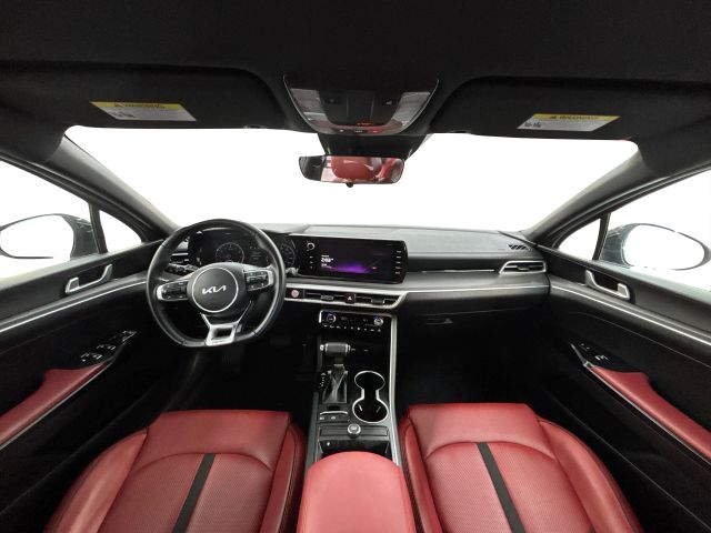 2023 Kia K5 GT-Line Image 16 of 38