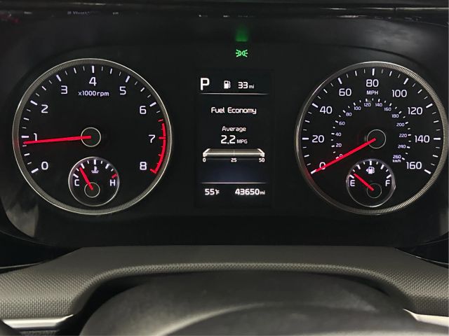 2023 Kia K5 GT-Line Image 17 of 38