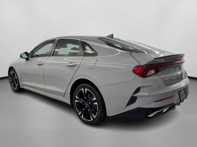 2023 Kia K5 GT-Line Image 7 of 38