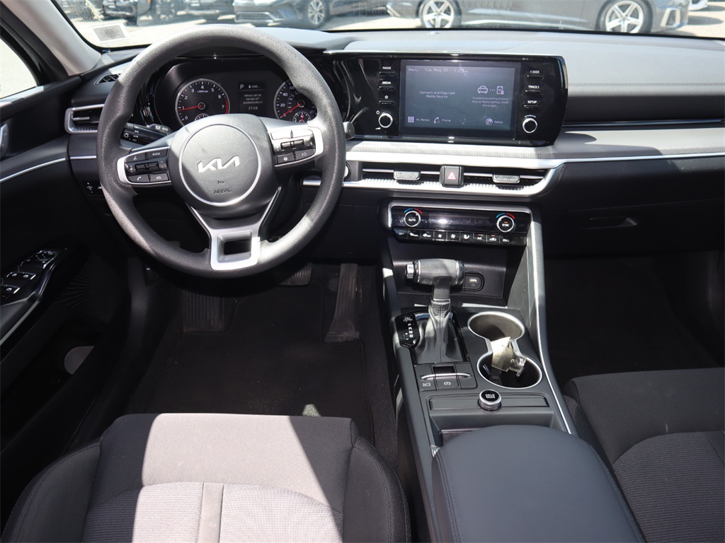 Vehicle image 15 of 30
