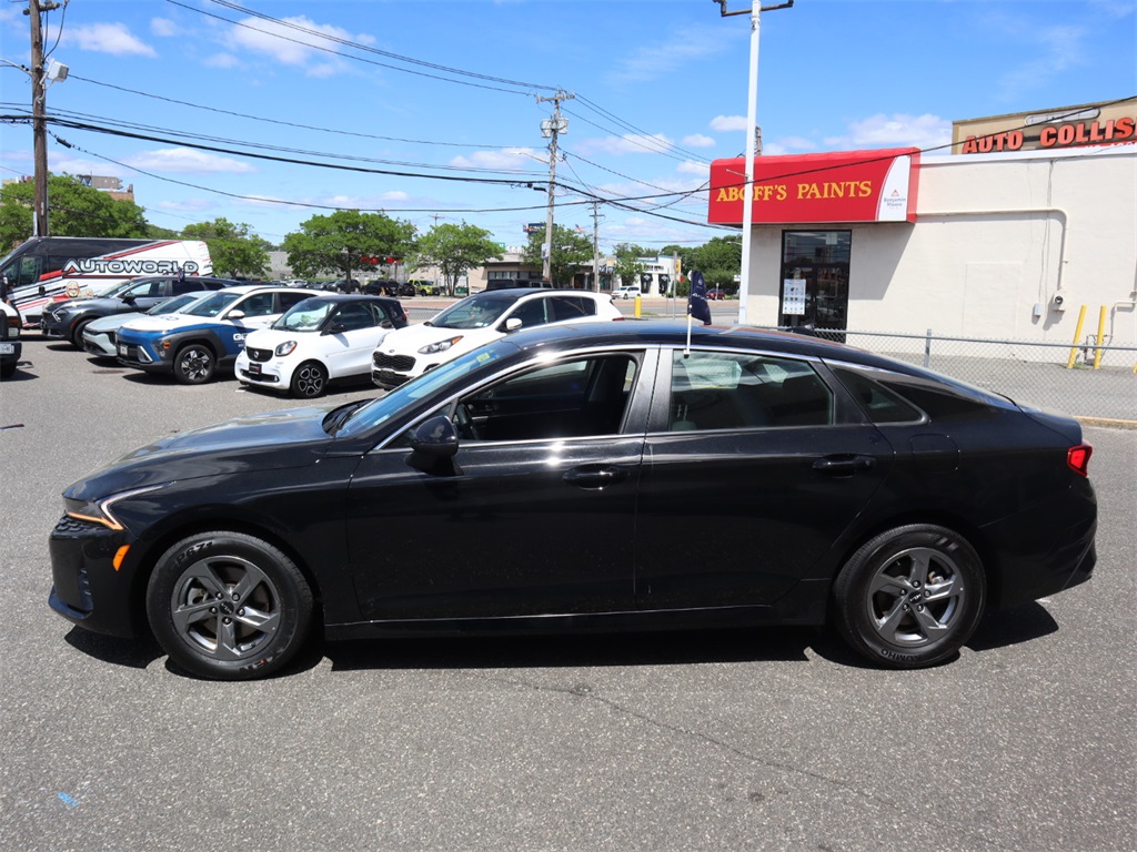 Vehicle image 6 of 30