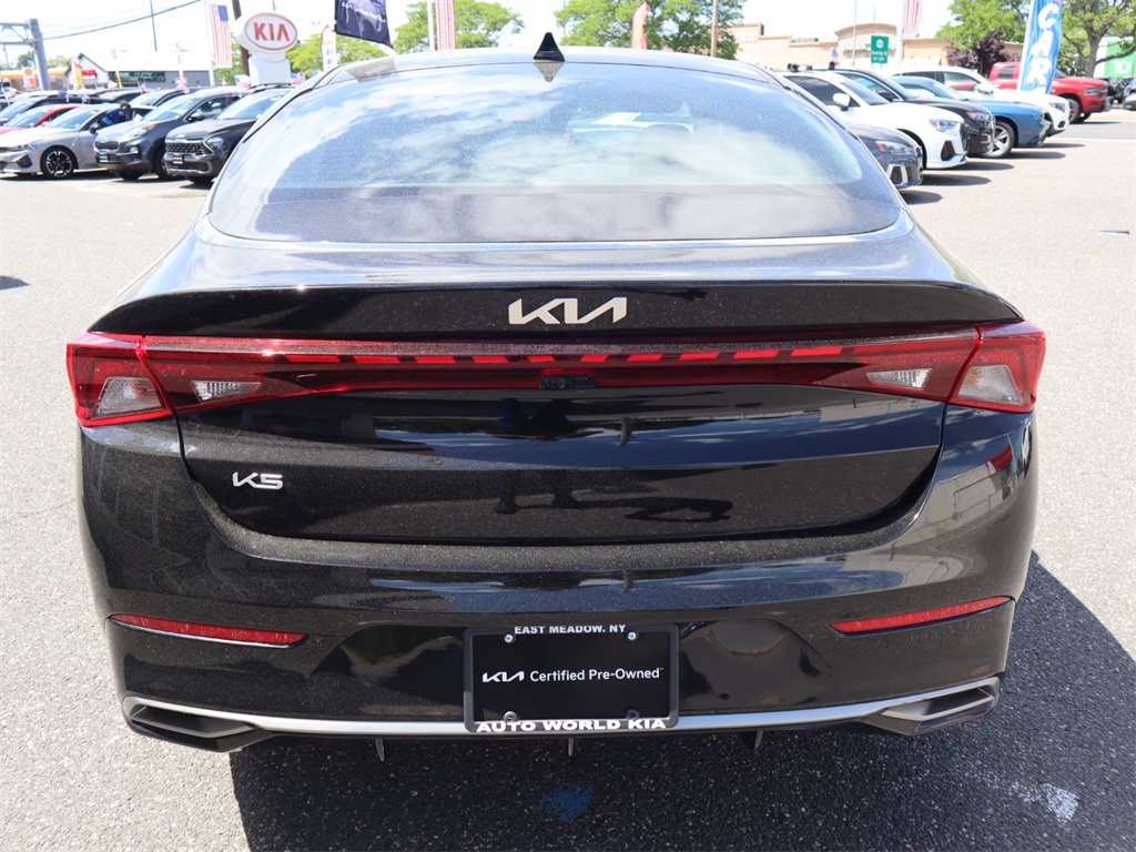 Vehicle image 9 of 30