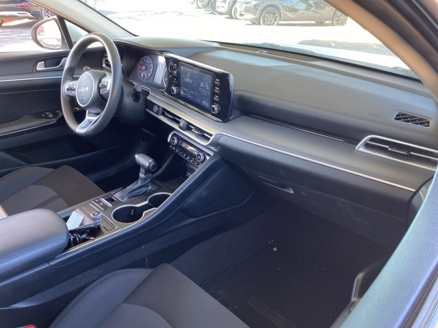 Vehicle image 5 of 10