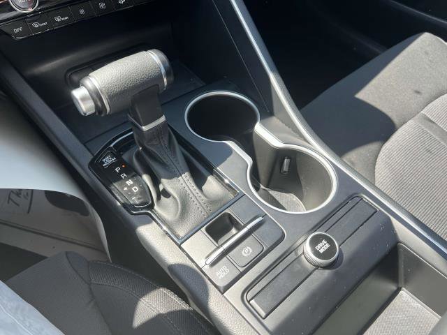 Vehicle image 21 of 30