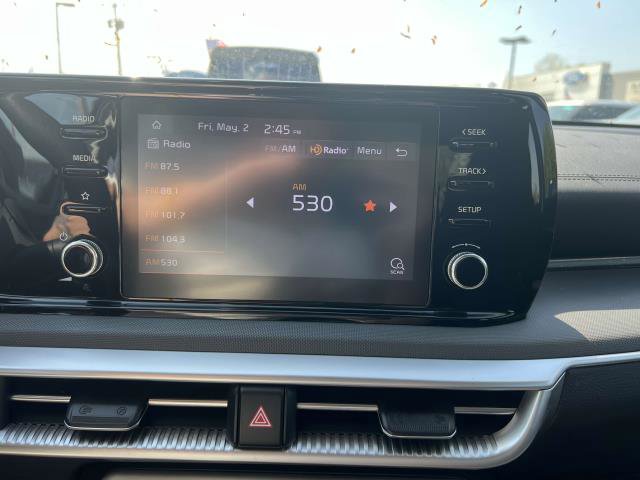 Vehicle image 23 of 30